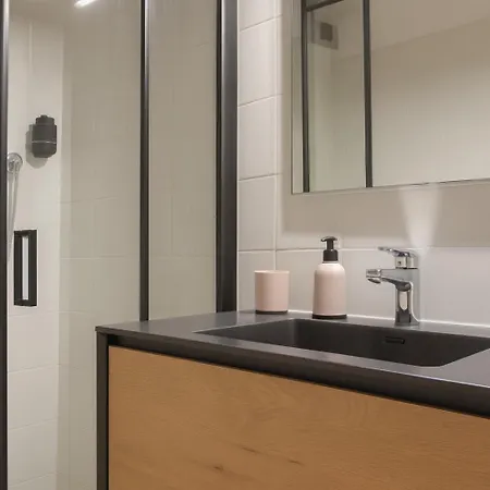 Guvi'shome Apartment *